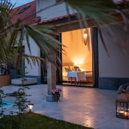 Wellness B&B Domaine Allard Alojamento de Acomodação e Pequeno-almoço Kortessem
