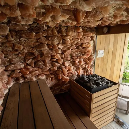 Alojamento de Acomodação e Pequeno-almoço Wellness B&B Domaine Allard *